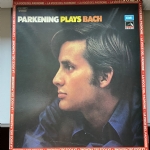 Parkening plays Bach