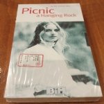 PICNIC A HANGING ROCK